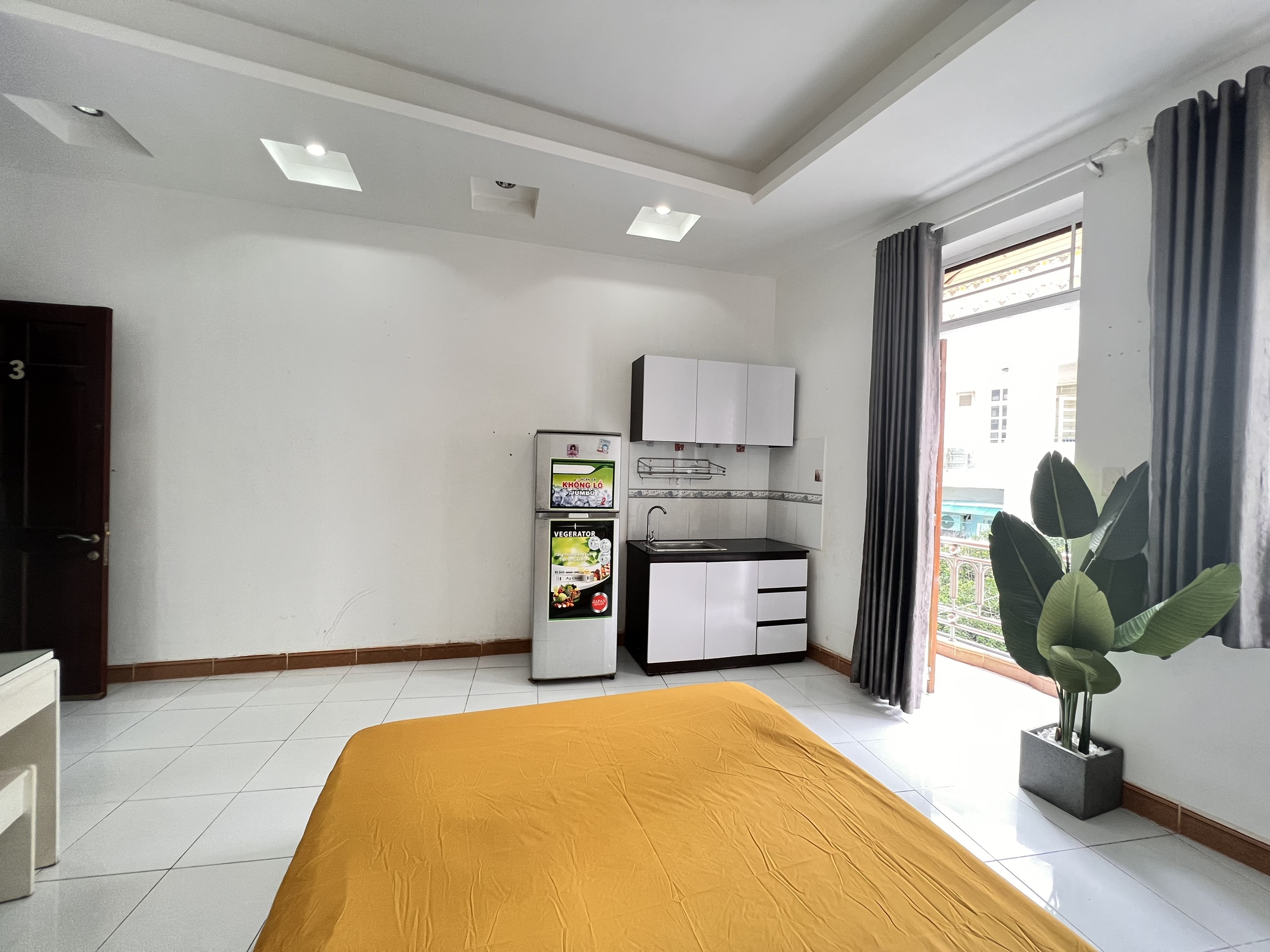 TÒA NHÀ 656/40 CÁCH MẠNG THÁNG TÁM P.11 QUẬN 3